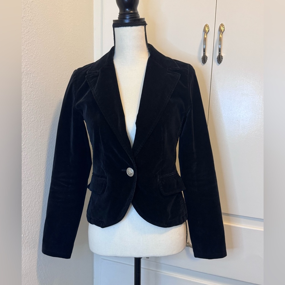 Black Velvet Fitted Blazer